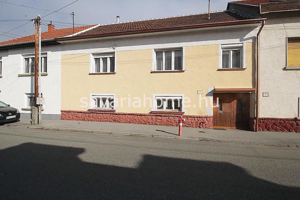 Homlokzat