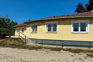 Gyöngyösfalu-Gencsapáti részén több lehetőséges ingatlan eladó!